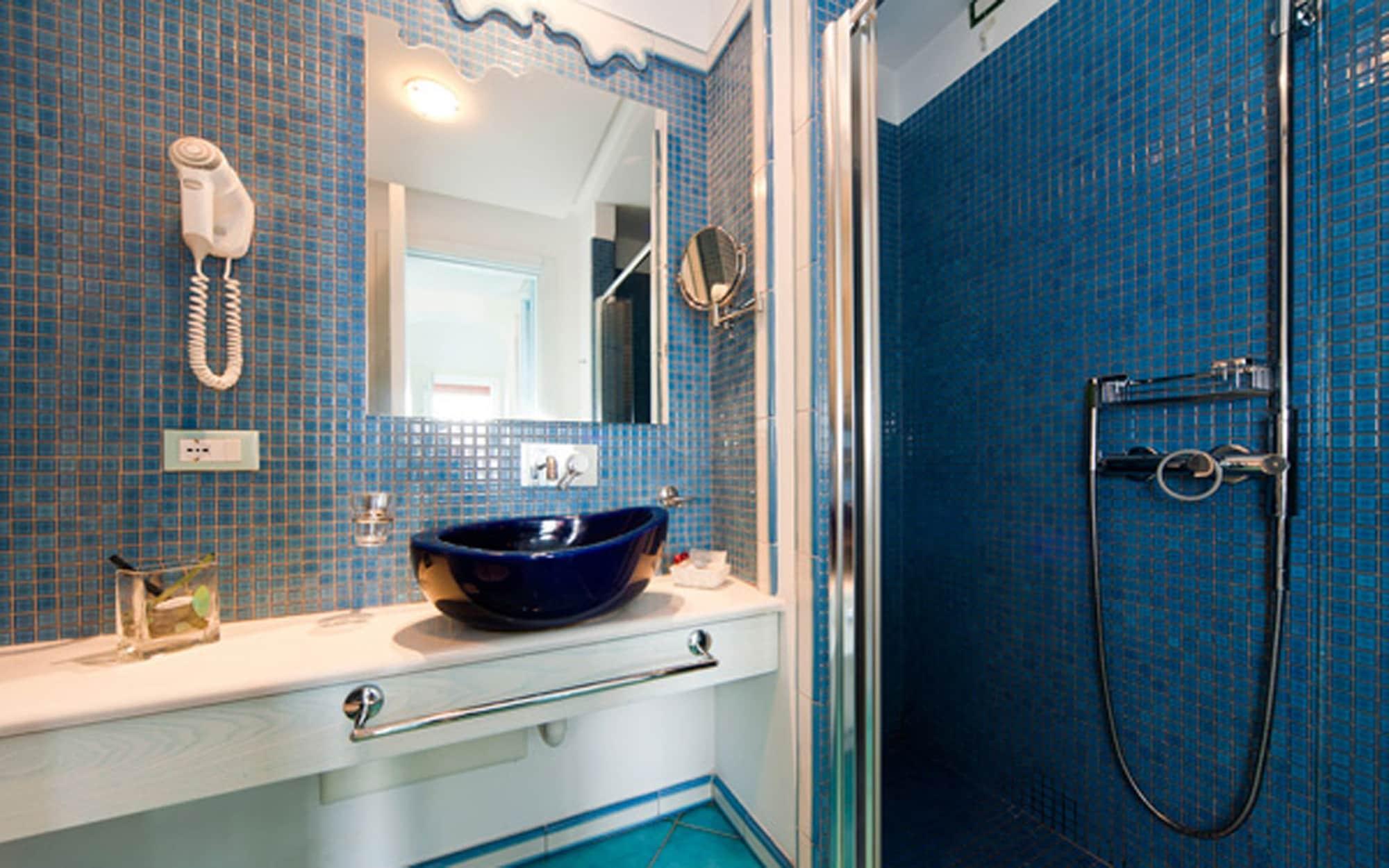 Hotel Bellevue Benessere & Relax イスキア島 エクステリア 写真