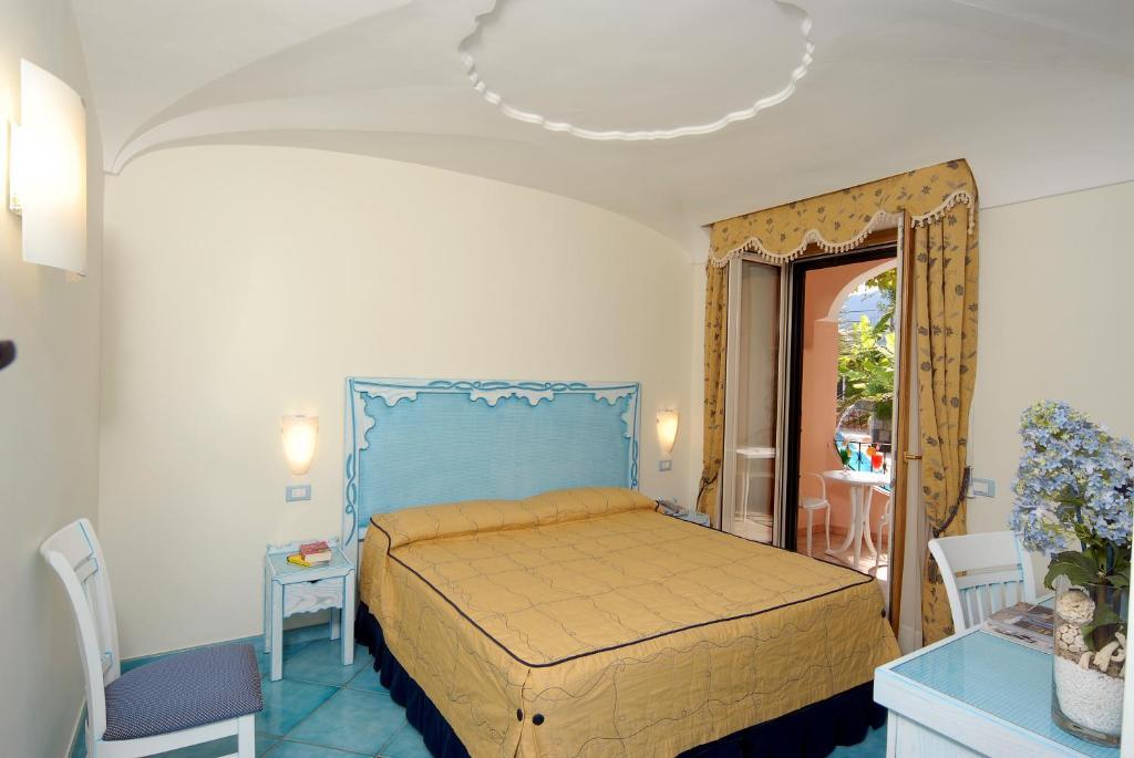 Hotel Bellevue Benessere & Relax イスキア島 部屋 写真