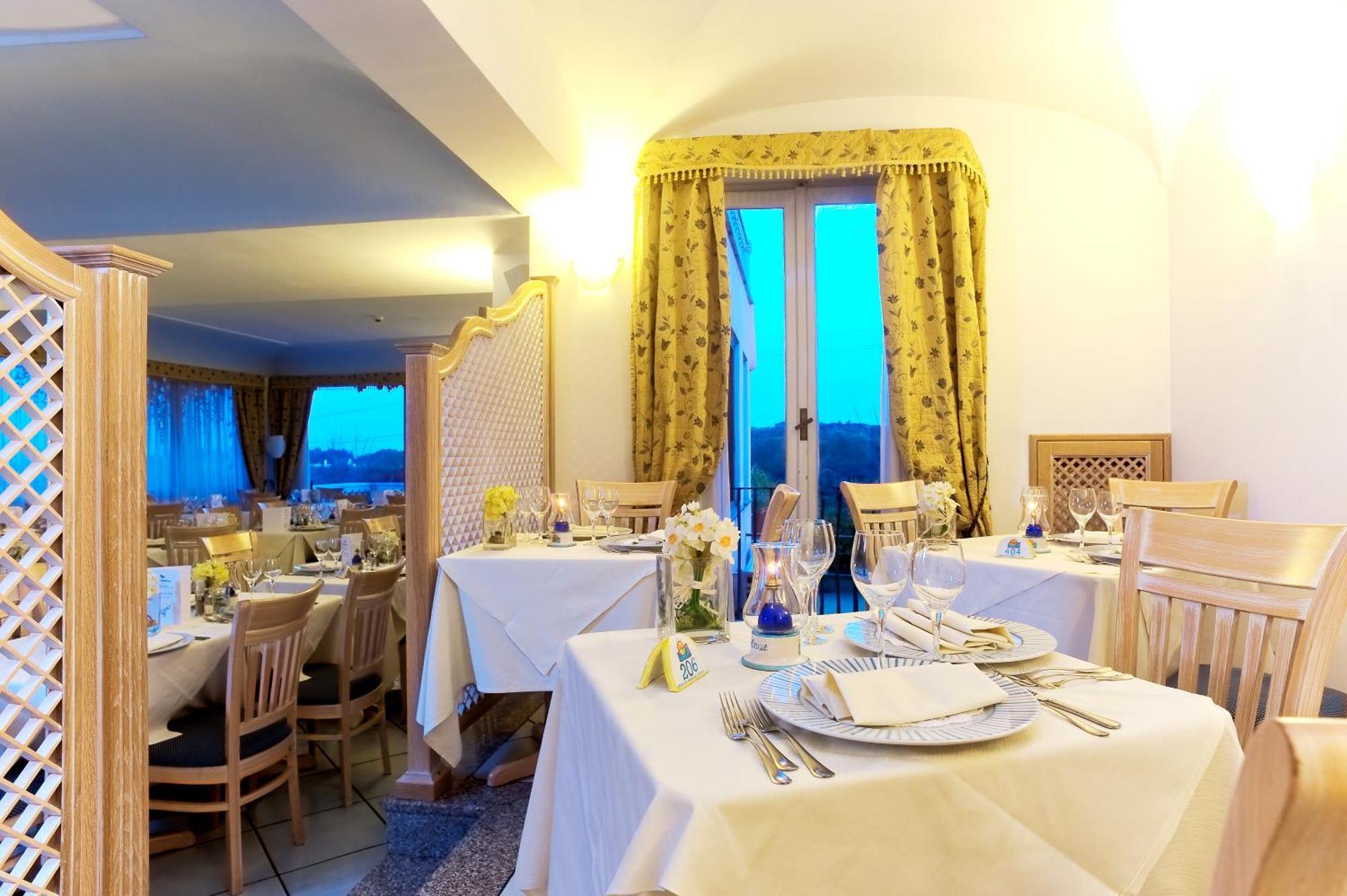 Hotel Bellevue Benessere & Relax イスキア島 エクステリア 写真