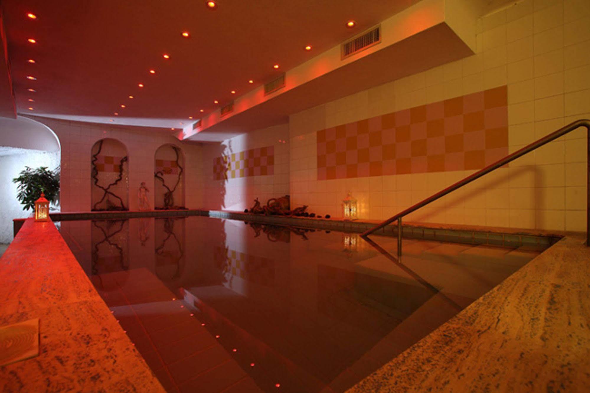 Hotel Bellevue Benessere & Relax イスキア島 エクステリア 写真