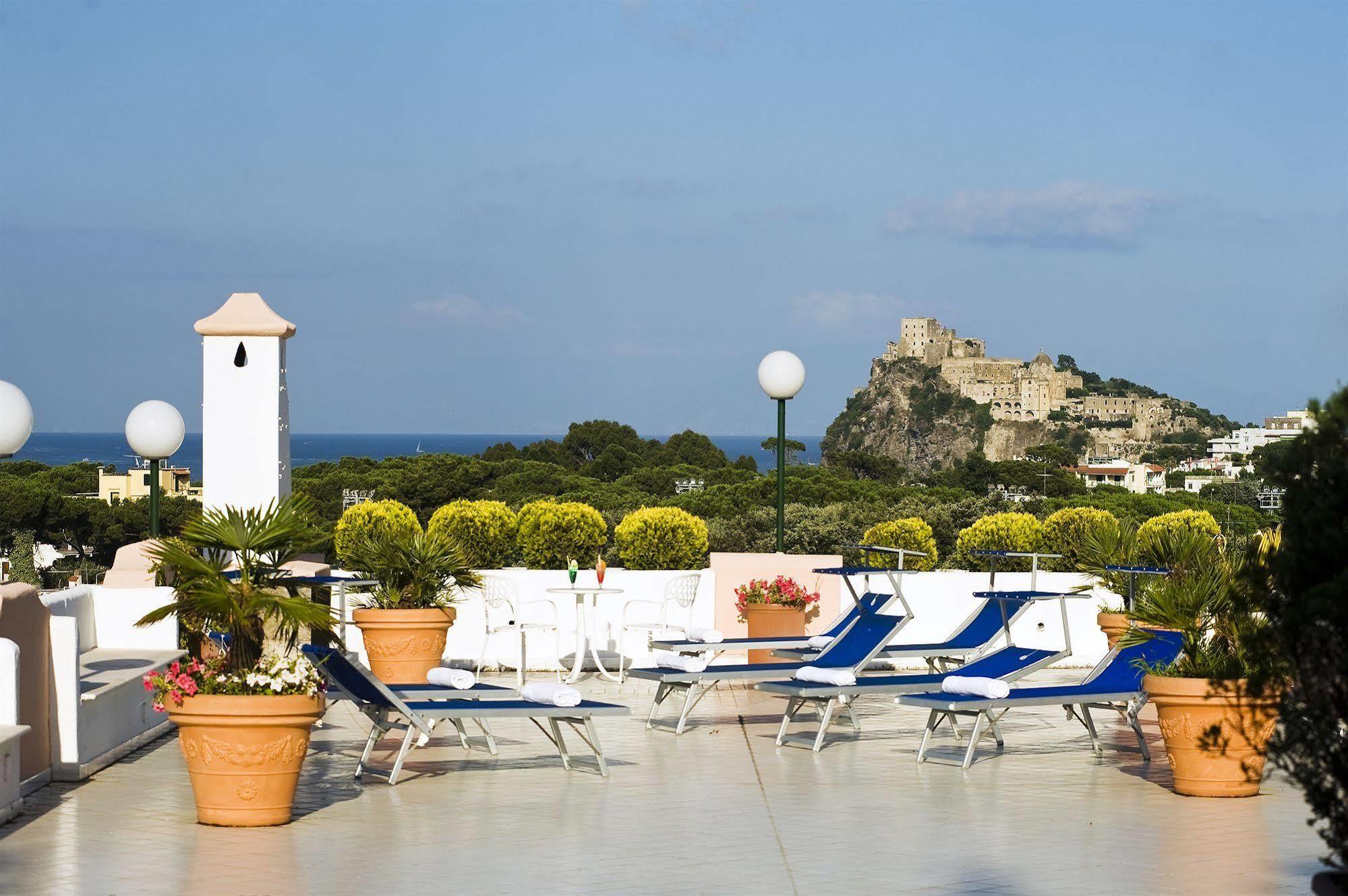 Hotel Bellevue Benessere & Relax イスキア島 エクステリア 写真